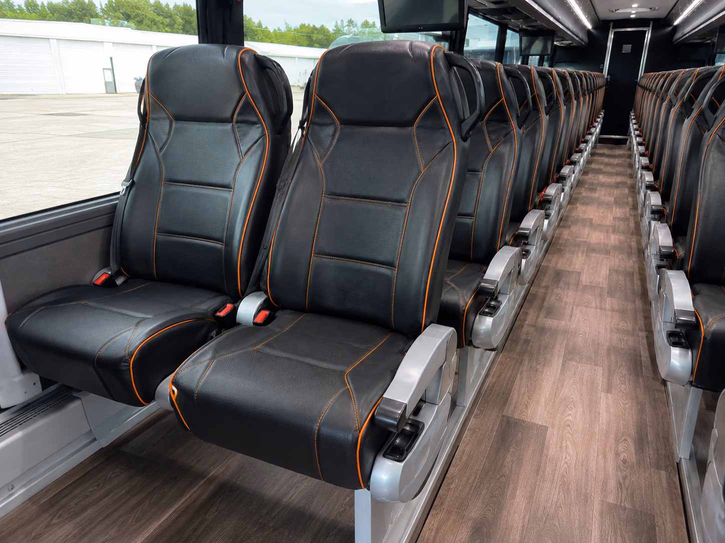 how the type of bus changes the price in sanford florida