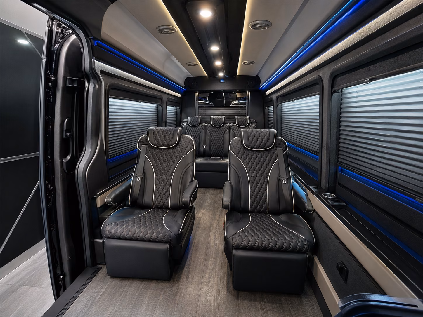shuttle buses from sanford to daytona beach international and melbourne orlando airports